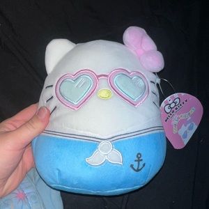hello kitty squishmallow
